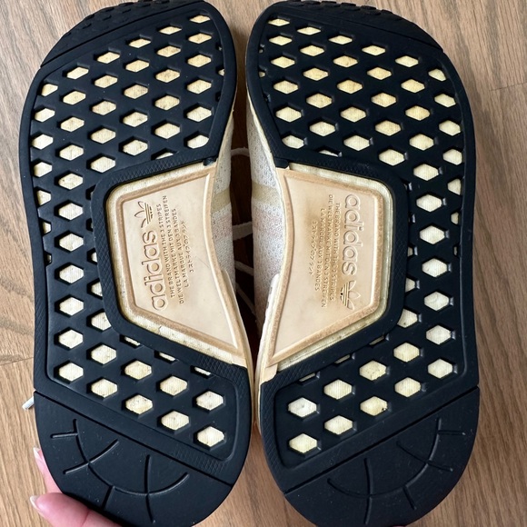 Adidas NMD R1 Sneakers | Women’s 6 - Picture 7 of 7
